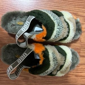 NEVER WORN * UGG FLUFF YEAH SLIDE CALI COLLAGE OLIVE MULTI SLIPPERS